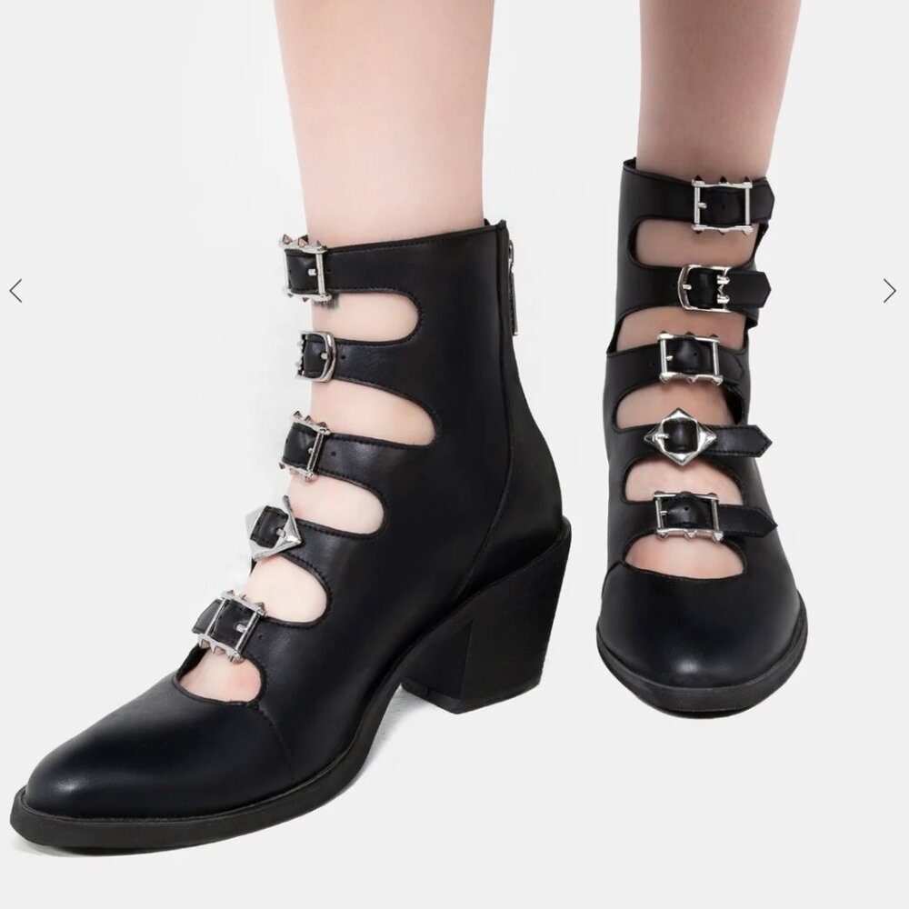 Disturbia Bridget Buckled Boots Size 9 - Never Worn!